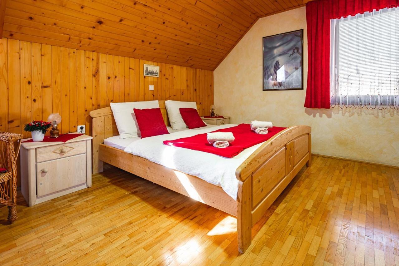 Farm Stay Trlej Begunje na Gorenjskem Exterior foto